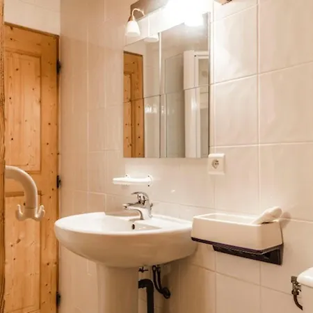 Chalet Spacieux Pour 15 Pers, Animaux Admis, Parking - Fr-1-505-75