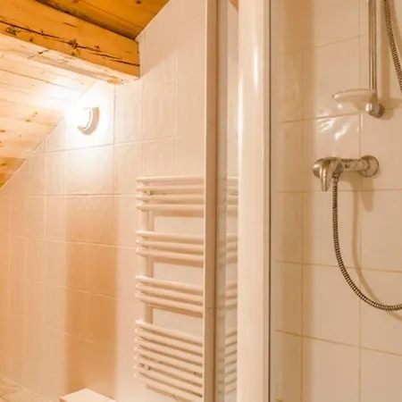 Spacieux Pour 15 Pers, Animaux Admis, Parking - Fr-1-505-75 Chalet *