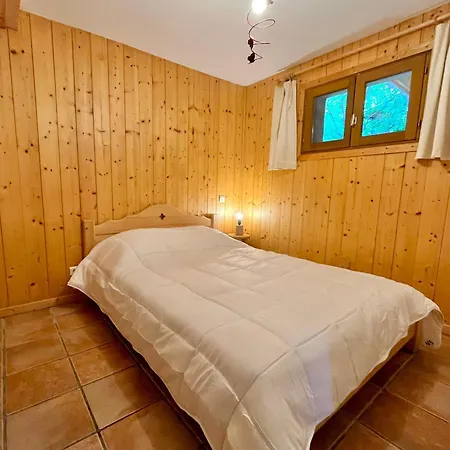 Spacieux Pour 15 Pers, Animaux Admis, Parking - Fr-1-505-75 *